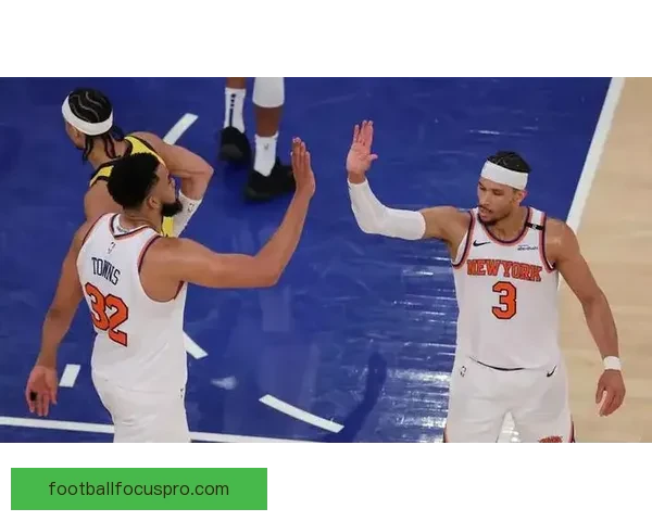 尼克斯队逆袭胜利再次震撼全场 NBA赛季精彩比分全记录